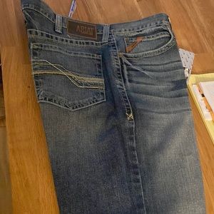 Ariat M4 jeans size 38x34